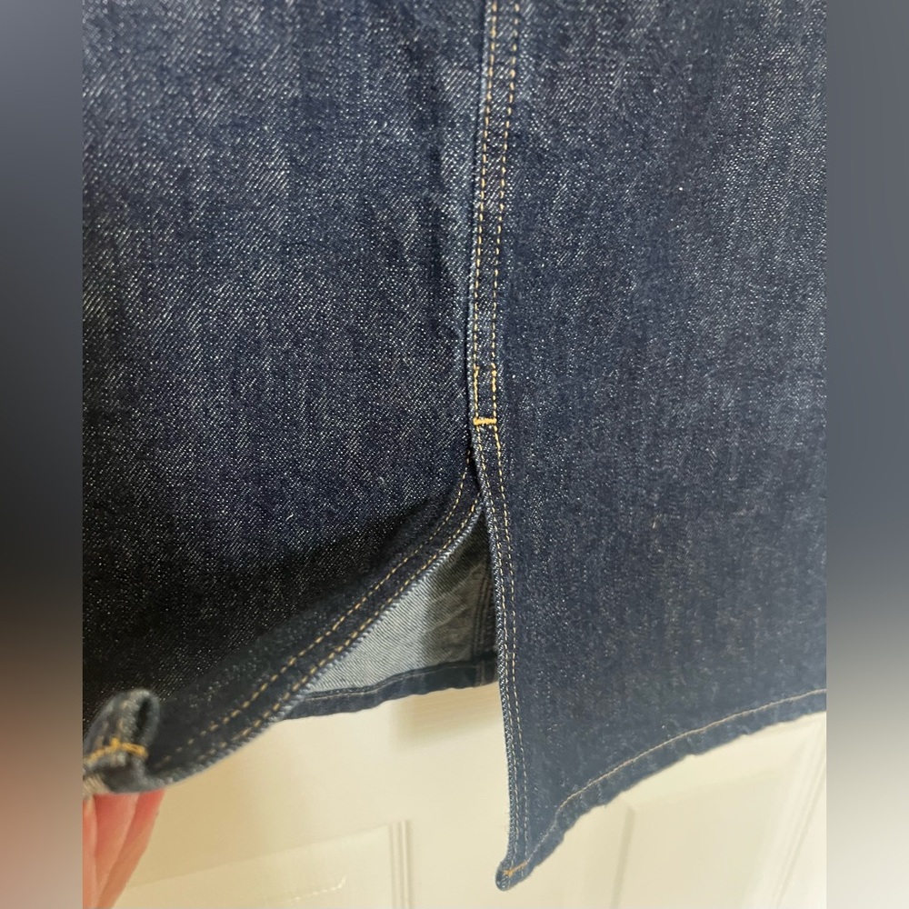 The Limited Dark Blue Denim Jean Pencil Skirt Sz 8 slit in front 5 pocket design - Picture 6 of 6